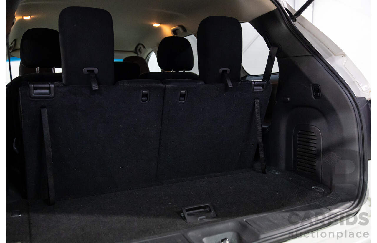 10/2015 Nissan Pathfinder ST (4x2) R52 4d Wagon Ivory White Pearl V6 3.5L - 7 Seater