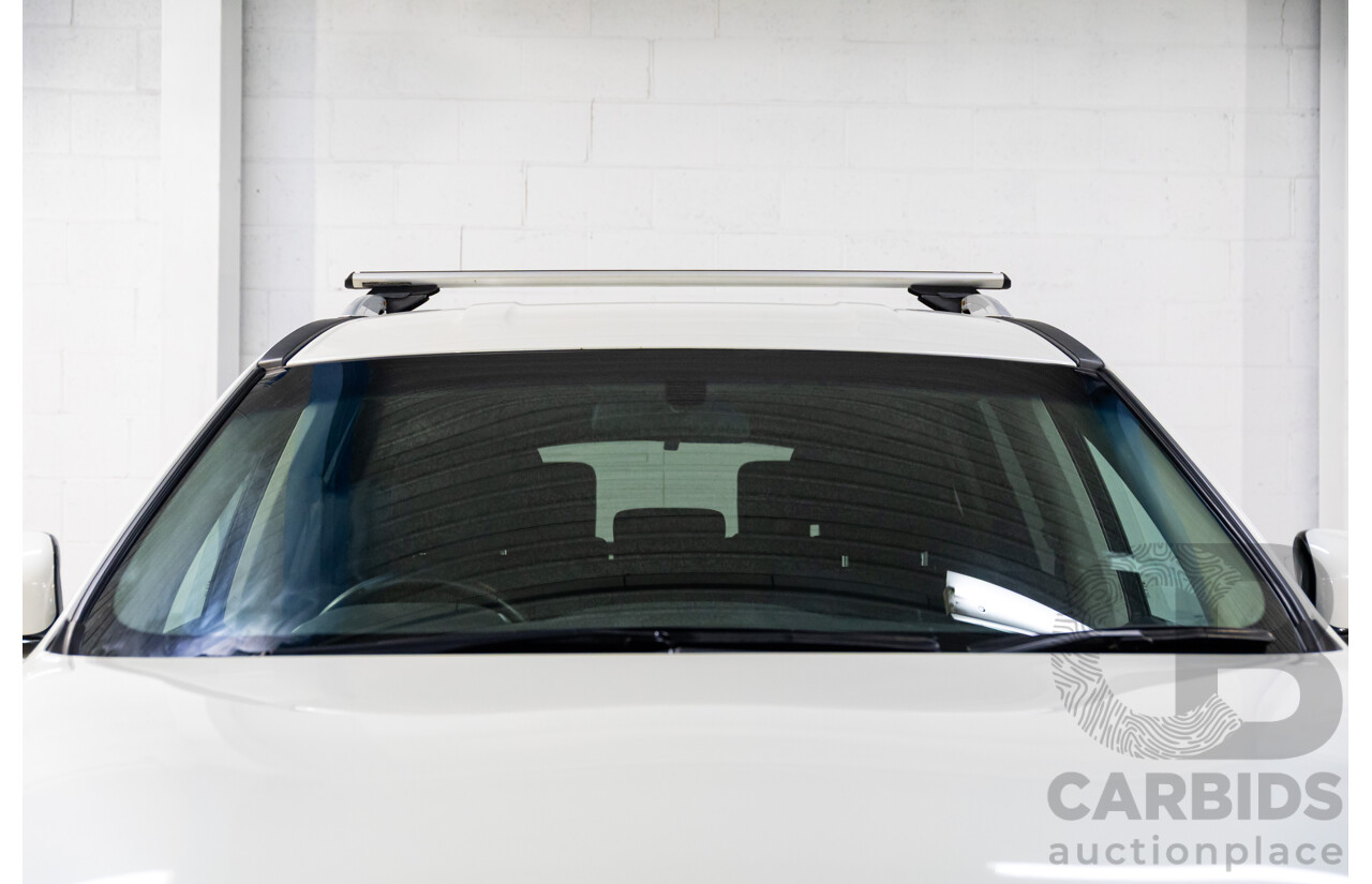 10/2015 Nissan Pathfinder ST (4x2) R52 4d Wagon Ivory White Pearl V6 3.5L - 7 Seater