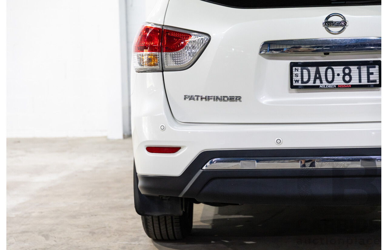 10/2015 Nissan Pathfinder ST (4x2) R52 4d Wagon Ivory White Pearl V6 3.5L - 7 Seater