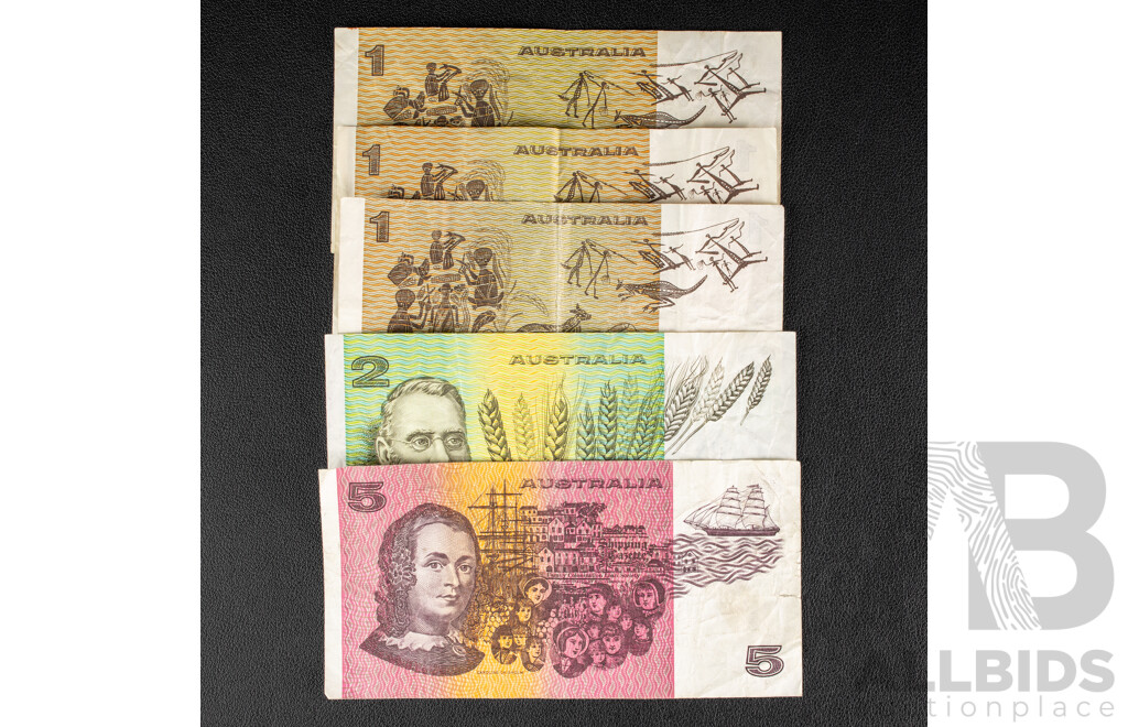 Five Australian Banknotes Including 1985 Five and Two Dollars, Johnston/Fraser, Three 1982 One Dollars Johnston/Stone