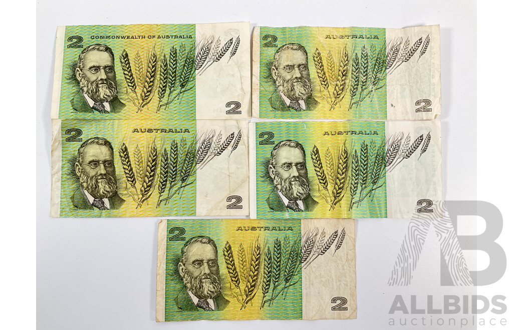 Five Australian Two Dollar Notes Including 1968 Phillips/Randall, 1976 Knight/Wheeler, Three 1985 Johnston/Fraser