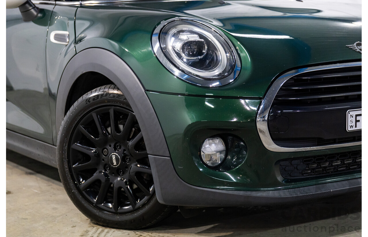 04/2019 Mini Cooper Hatch 5d (FWD) F55 Update 5d Hatchback British Racing Green Metallic Turbo 1.5L