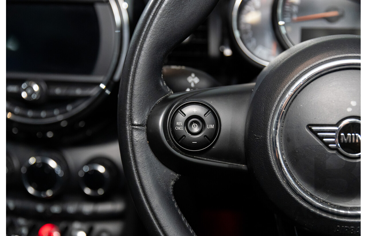 04/2019 Mini Cooper Hatch 5d (FWD) F55 Update 5d Hatchback British Racing Green Metallic Turbo 1.5L