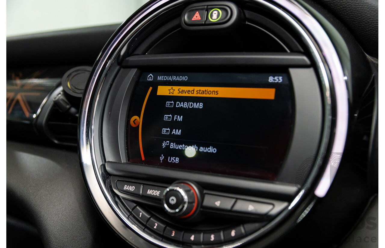 04/2019 Mini Cooper Hatch 5d (FWD) F55 Update 5d Hatchback British Racing Green Metallic Turbo 1.5L