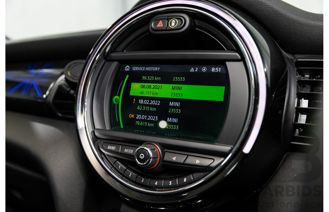 04/2019 Mini Cooper Hatch 5d (FWD) F55 Update 5d Hatchback British Racing Green Metallic Turbo 1.5L