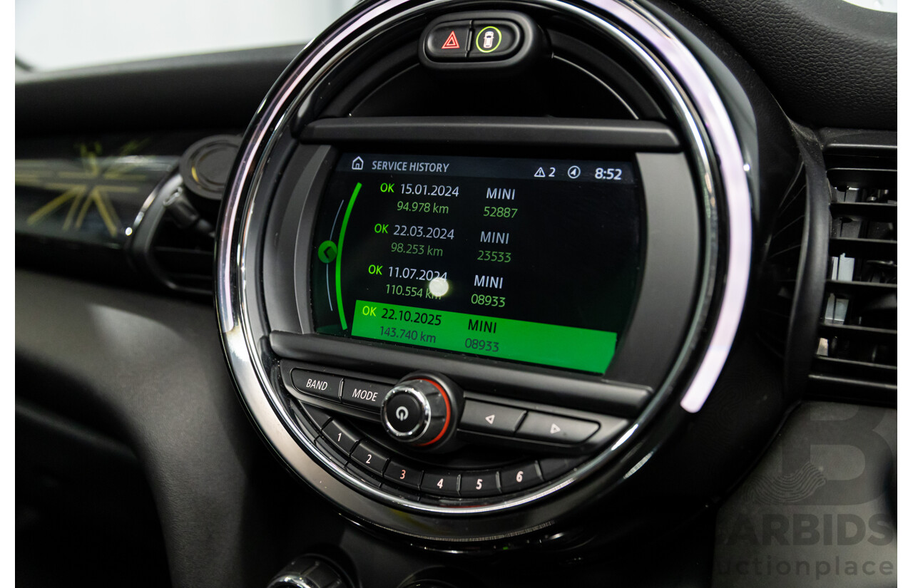 04/2019 Mini Cooper Hatch 5d (FWD) F55 Update 5d Hatchback British Racing Green Metallic Turbo 1.5L