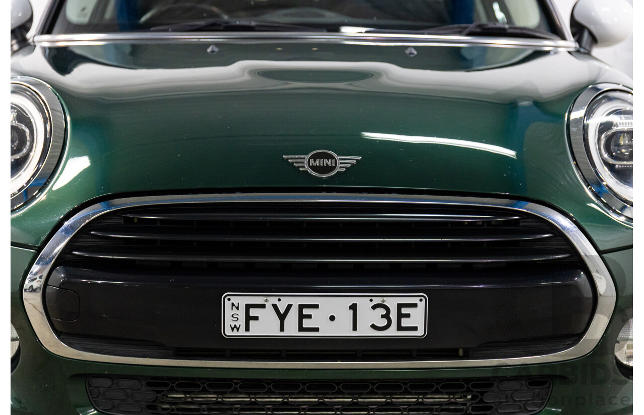 04/2019 Mini Cooper Hatch 5d (FWD) F55 Update 5d Hatchback British Racing Green Metallic Turbo 1.5L