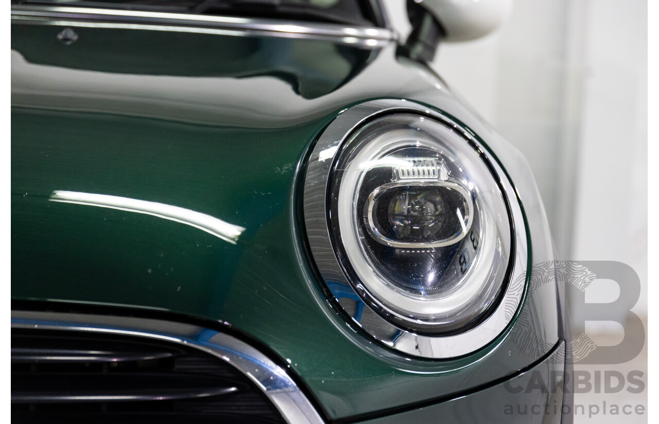 04/2019 Mini Cooper Hatch 5d (FWD) F55 Update 5d Hatchback British Racing Green Metallic Turbo 1.5L