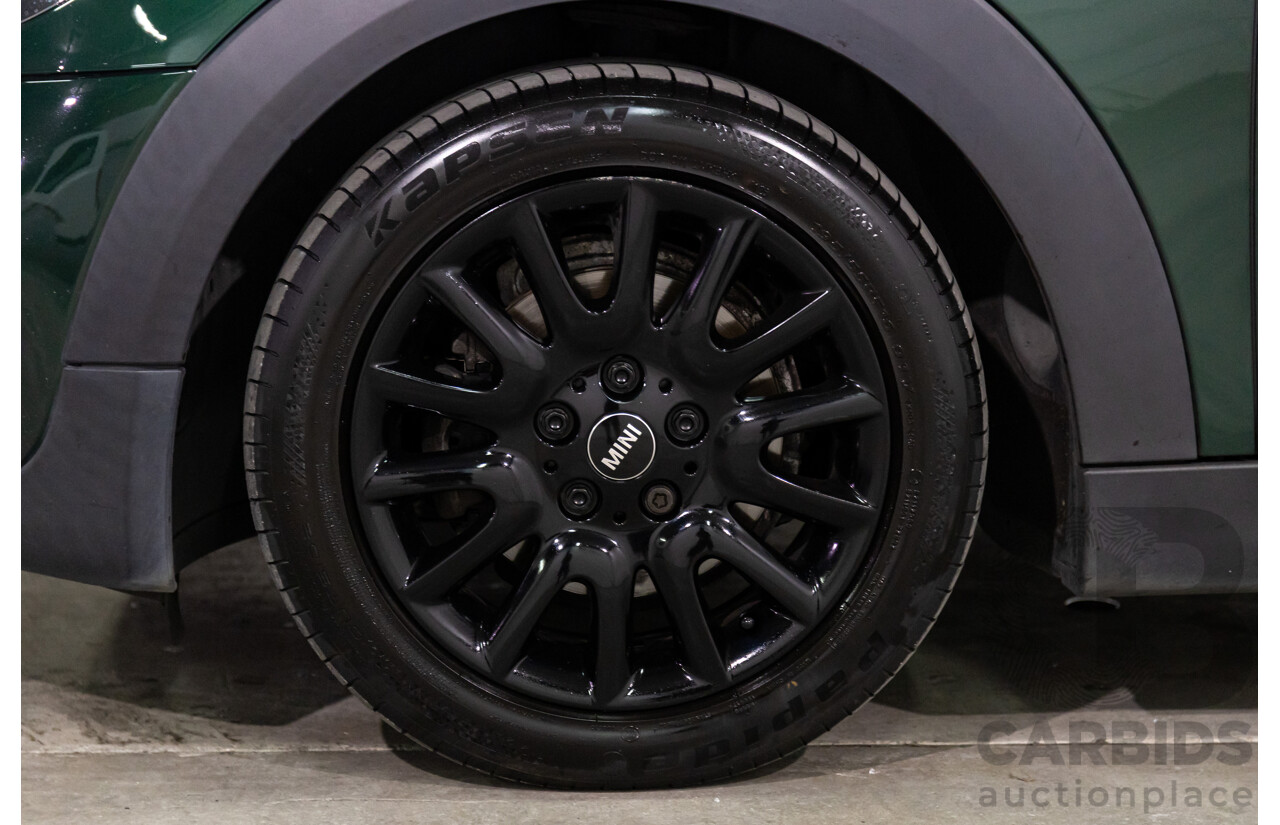 04/2019 Mini Cooper Hatch 5d (FWD) F55 Update 5d Hatchback British Racing Green Metallic Turbo 1.5L