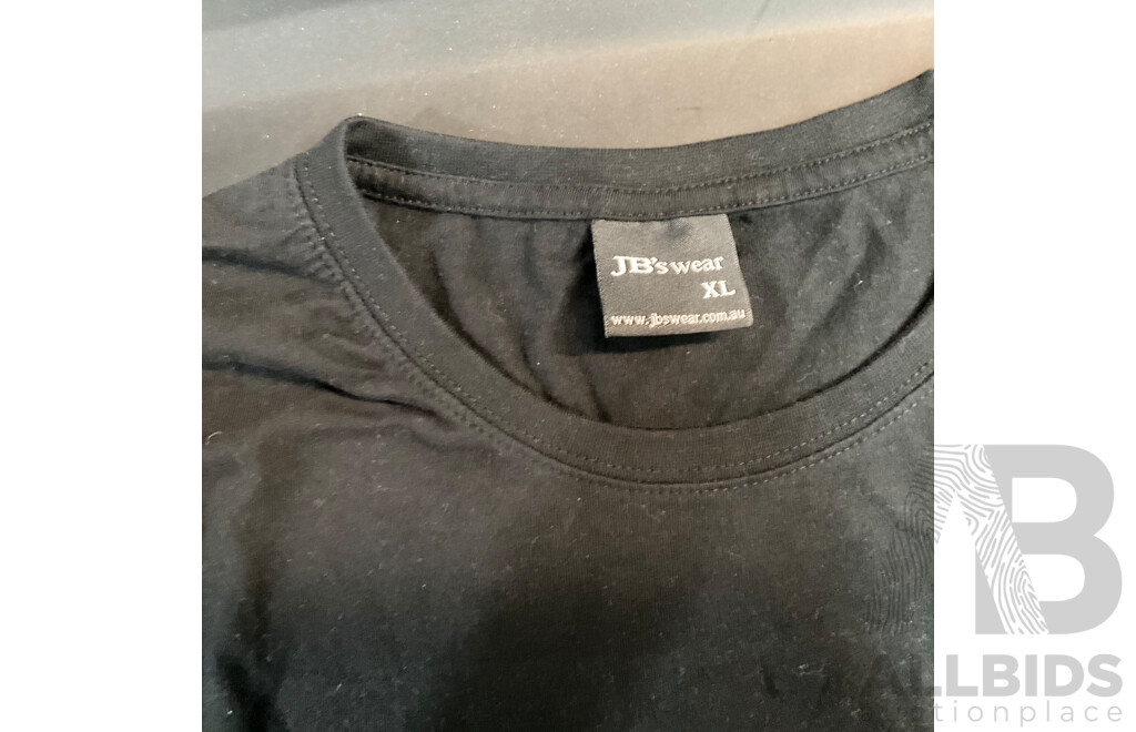 Assorted Men's Apparel Size XL/2XL