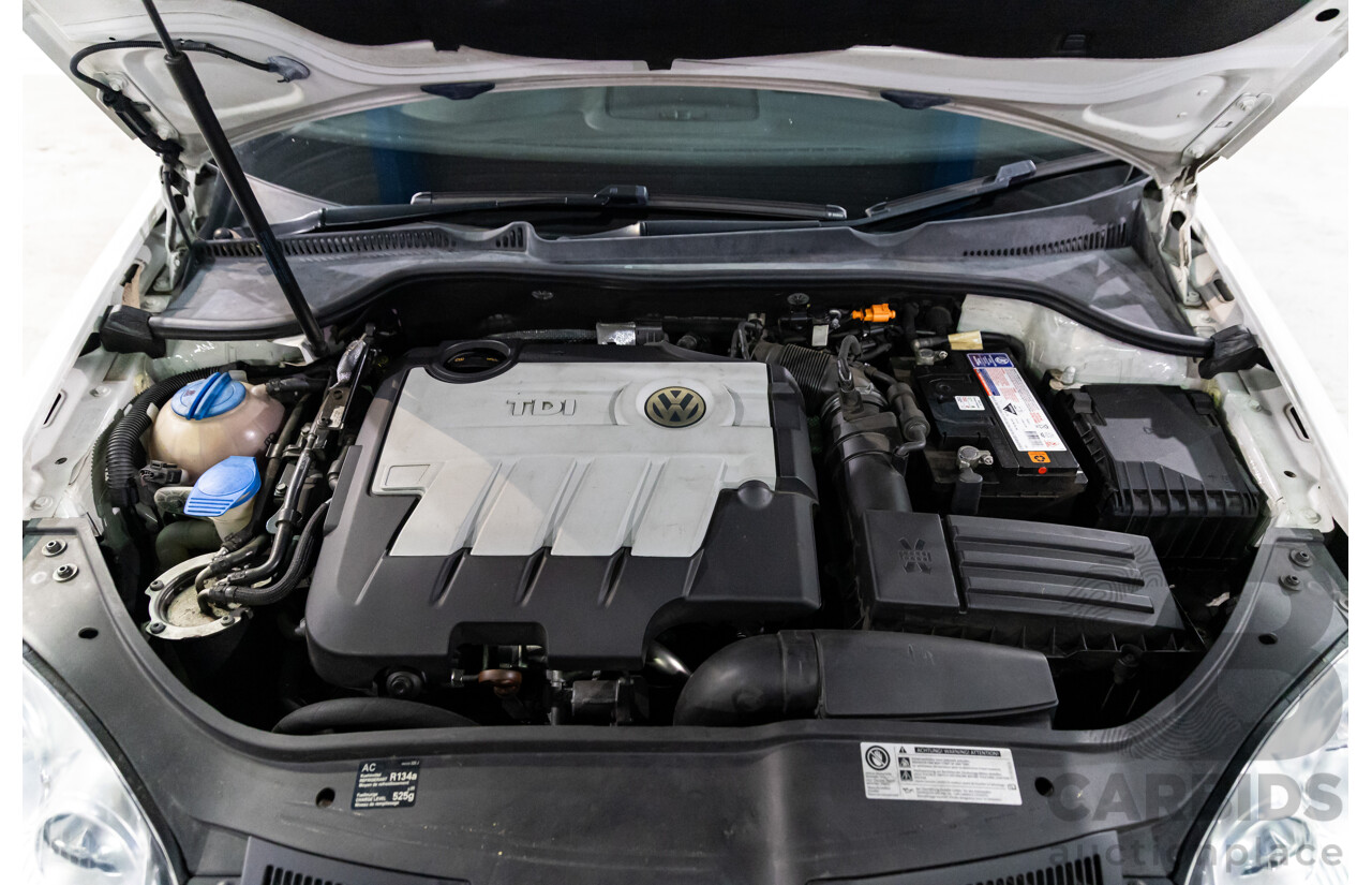 11/2009 Volkswagen Jetta 2.0 TDI 1KM MY08.5 4d Sedan Candy White Turbo Diesel 2.0L