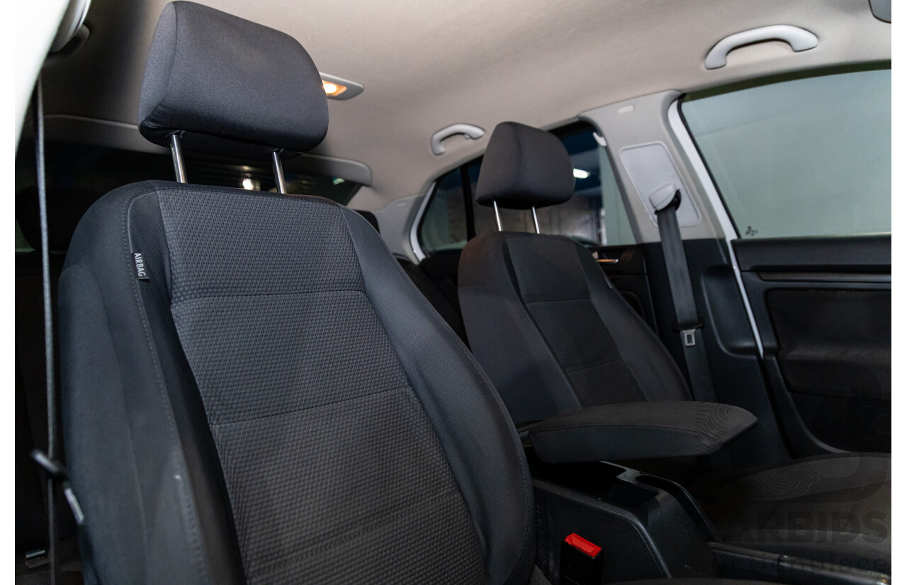 11/2009 Volkswagen Jetta 2.0 TDI 1KM MY08.5 4d Sedan Candy White Turbo Diesel 2.0L