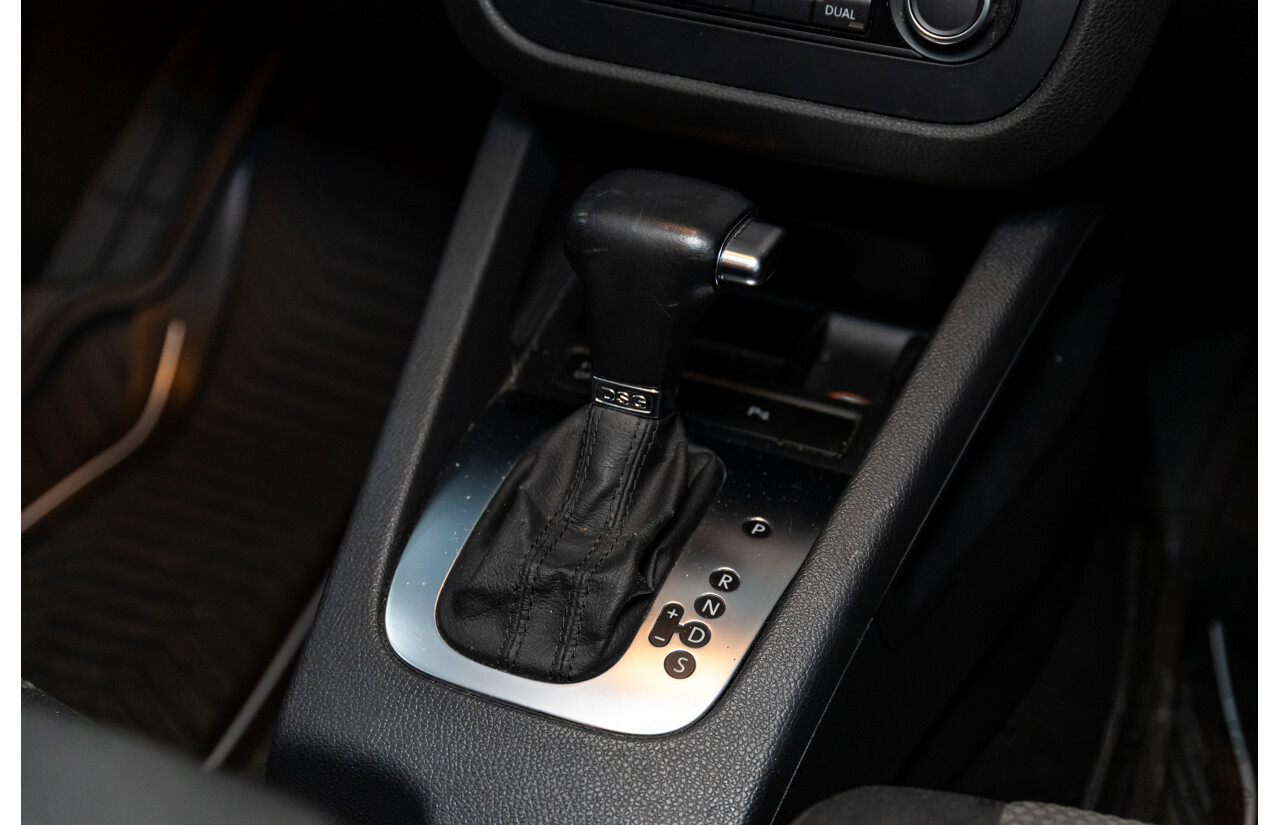 11/2009 Volkswagen Jetta 2.0 TDI 1KM MY08.5 4d Sedan Candy White Turbo Diesel 2.0L