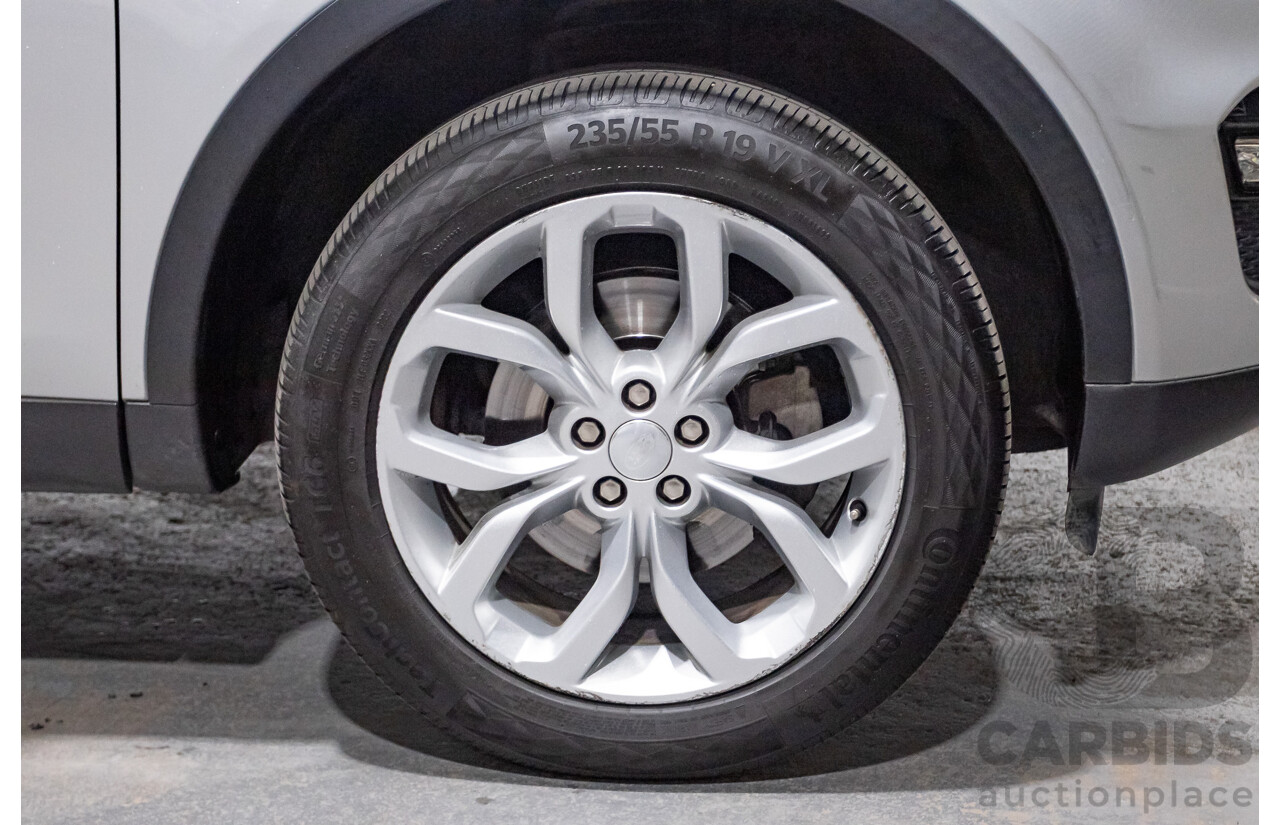 12/2015 Land Rover Discovery Sport SD4 HSE (AWD) LC 4D Wagon Indus Silver Turbo Diesel 2.2L - 7 Seater