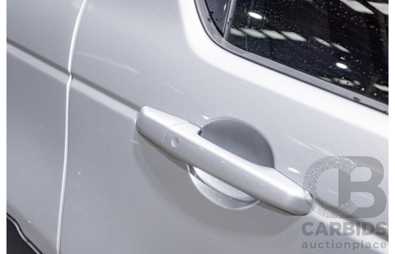 12/2015 Land Rover Discovery Sport SD4 HSE (AWD) LC 4D Wagon Indus Silver Turbo Diesel 2.2L - 7 Seater