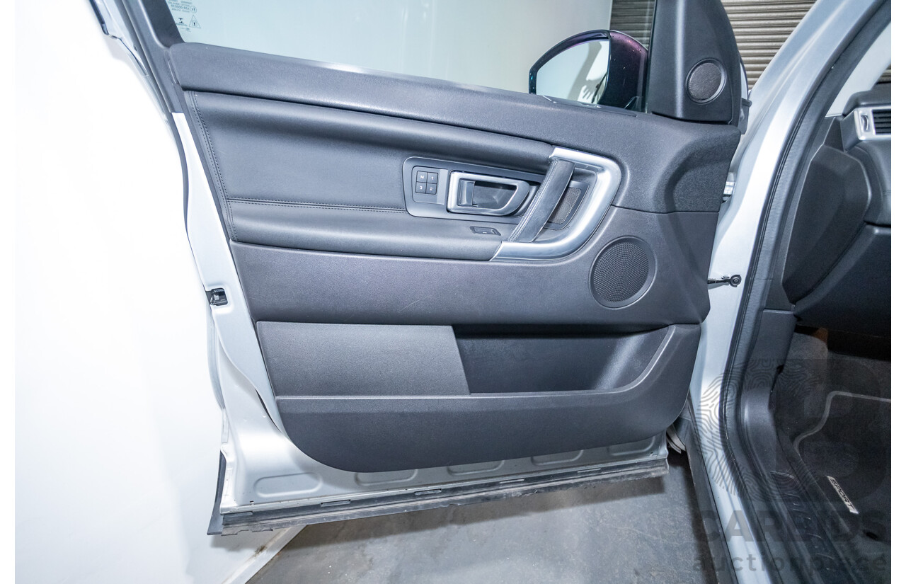 12/2015 Land Rover Discovery Sport SD4 HSE (AWD) LC 4D Wagon Indus Silver Turbo Diesel 2.2L - 7 Seater