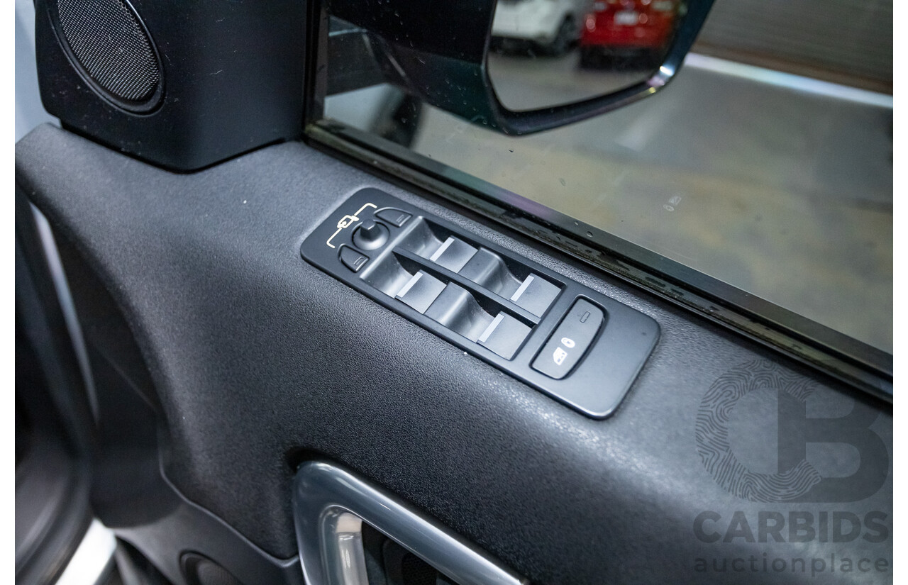 12/2015 Land Rover Discovery Sport SD4 HSE (AWD) LC 4D Wagon Indus Silver Turbo Diesel 2.2L - 7 Seater