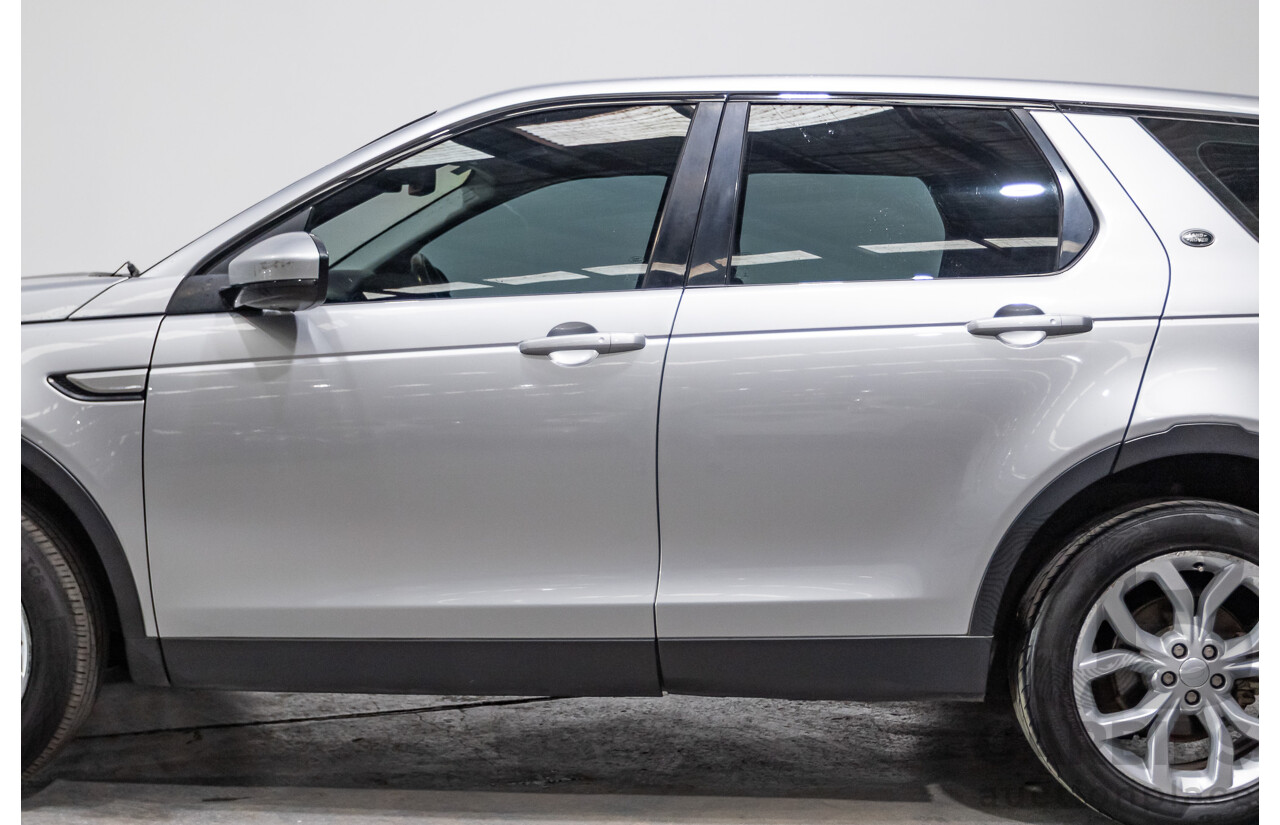 12/2015 Land Rover Discovery Sport SD4 HSE (AWD) LC 4D Wagon Indus Silver Turbo Diesel 2.2L - 7 Seater
