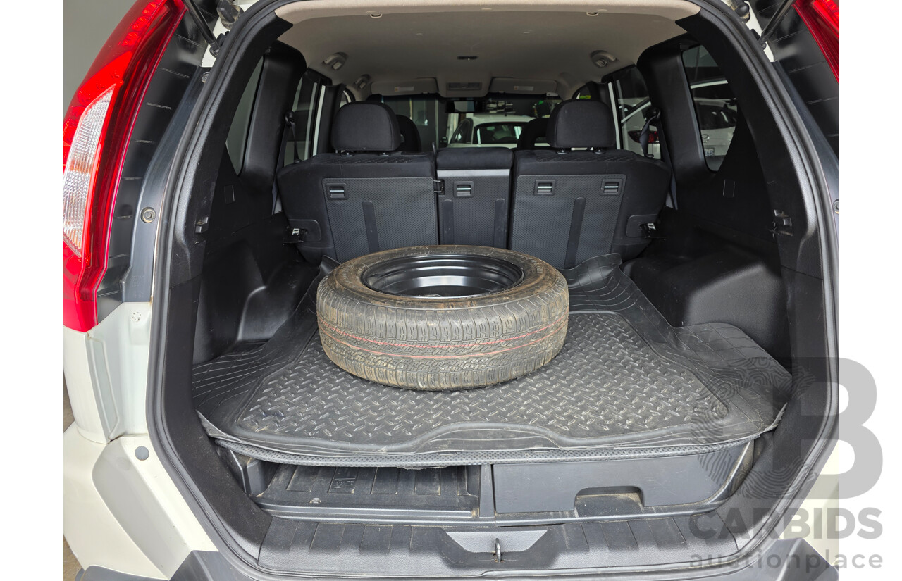 9/2013 Nissan X-Trail ST (4x4) T31 SERIES 5 4d Wagon White 2.5L