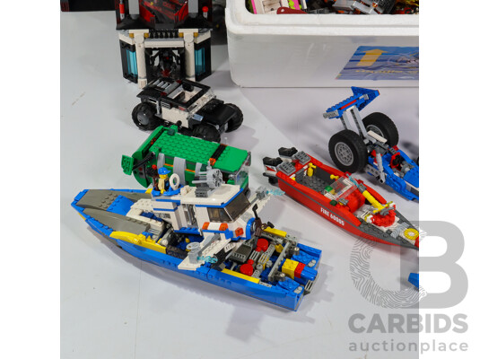 1661357 · Collection of Mixed LEGO Including Planes, Cars, Boats, World Races Instructions Manual and More