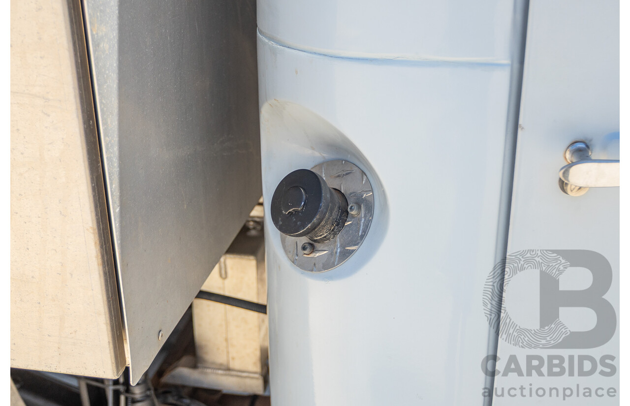 01/1981 Toyota Landcruiser 60 Series w 40 Series Cab (4x4) 2d Utility 302 EFI V8 5.0L - Heavily Modified & Engineered