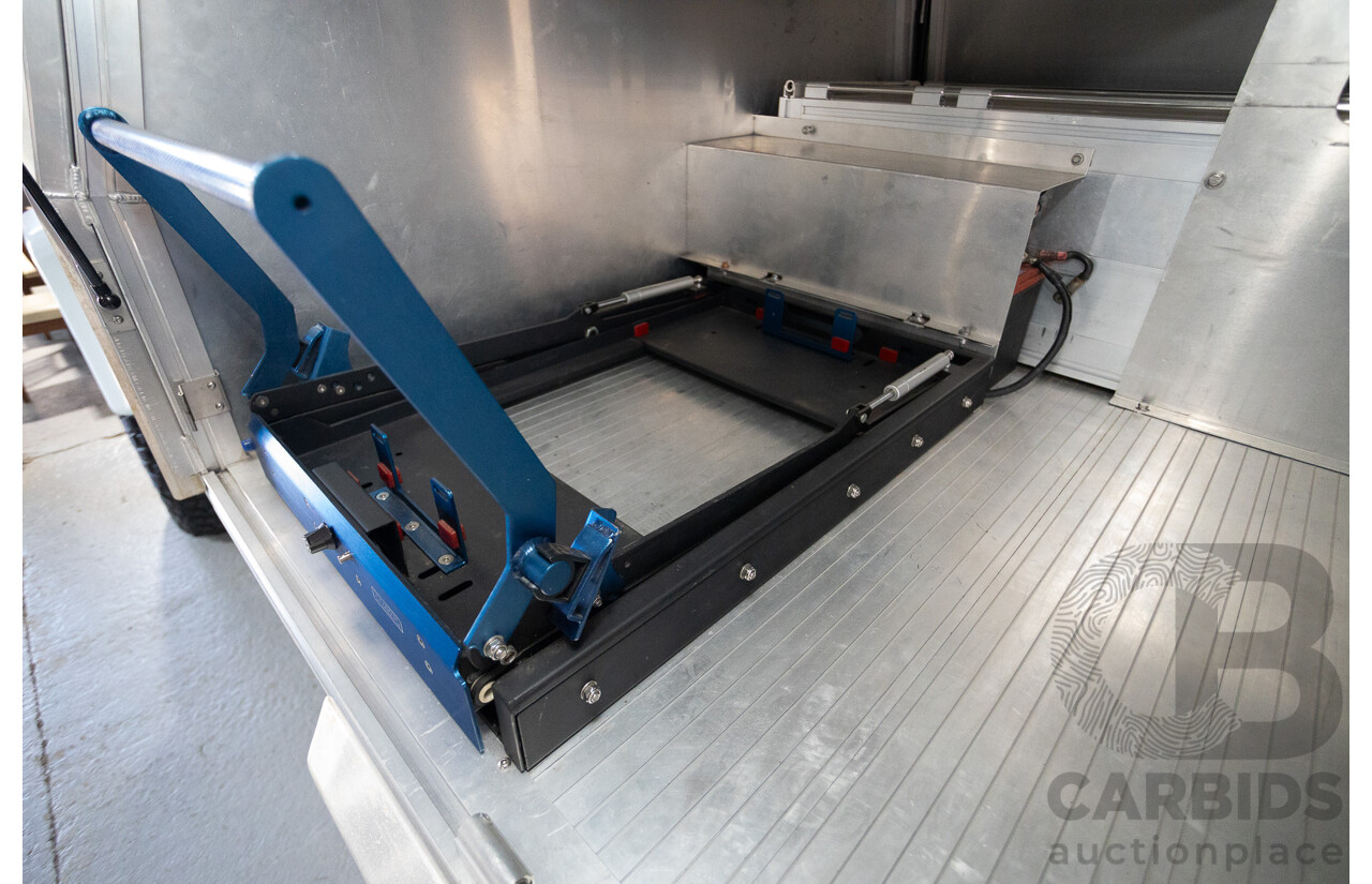 01/1981 Toyota Landcruiser 60 Series w 40 Series Cab (4x4) 2d Utility 302 EFI V8 5.0L - Heavily Modified & Engineered