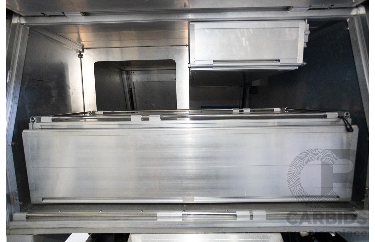 01/1981 Toyota Landcruiser 60 Series w 40 Series Cab (4x4) 2d Utility 302 EFI V8 5.0L - Heavily Modified & Engineered