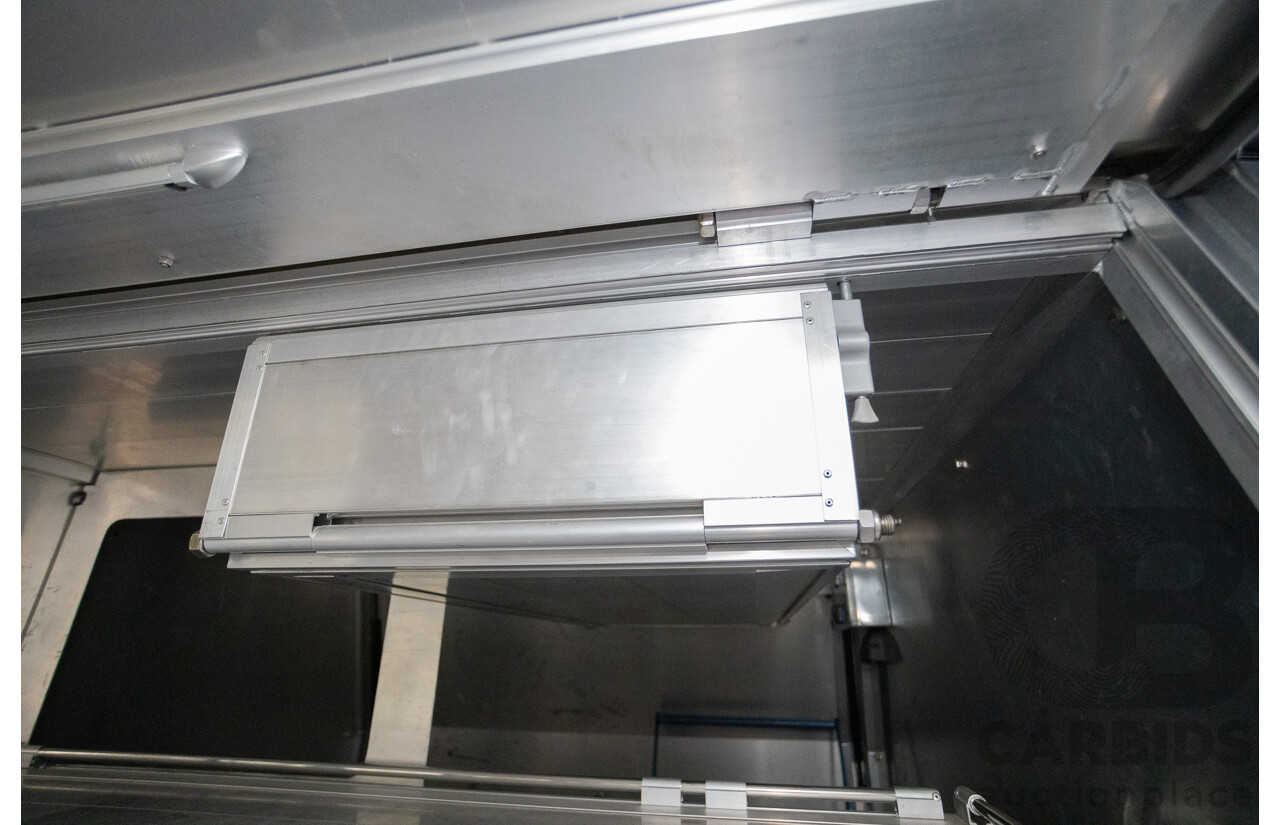 01/1981 Toyota Landcruiser 60 Series w 40 Series Cab (4x4) 2d Utility 302 EFI V8 5.0L - Heavily Modified & Engineered