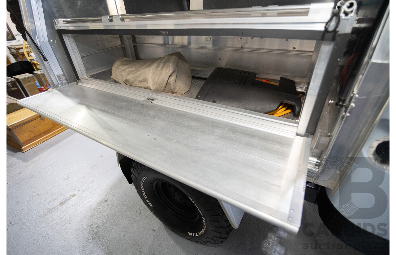 01/1981 Toyota Landcruiser 60 Series w 40 Series Cab (4x4) 2d Utility 302 EFI V8 5.0L - Heavily Modified & Engineered