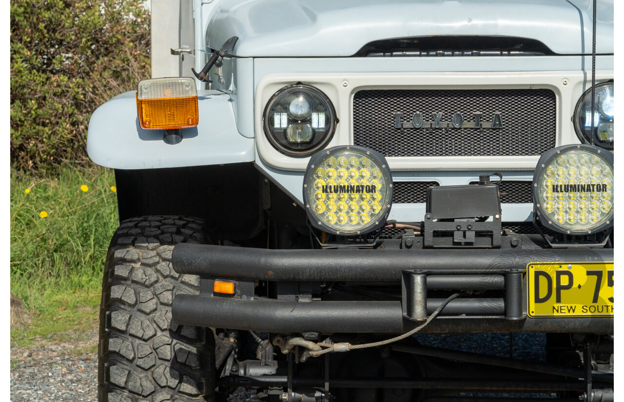 1/1981 Toyota Landcruiser 60 Series w 40 Series Cab (4x4) 2d Utility Light Blue 302 EFI V8 5.0L - Heavily Modified & Engineered