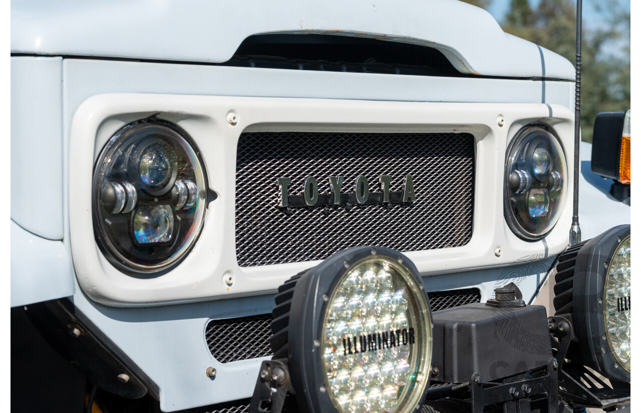 1/1981 Toyota Landcruiser 60 Series w 40 Series Cab (4x4) 2d Utility Light Blue 302 EFI V8 5.0L - Heavily Modified & Engineered