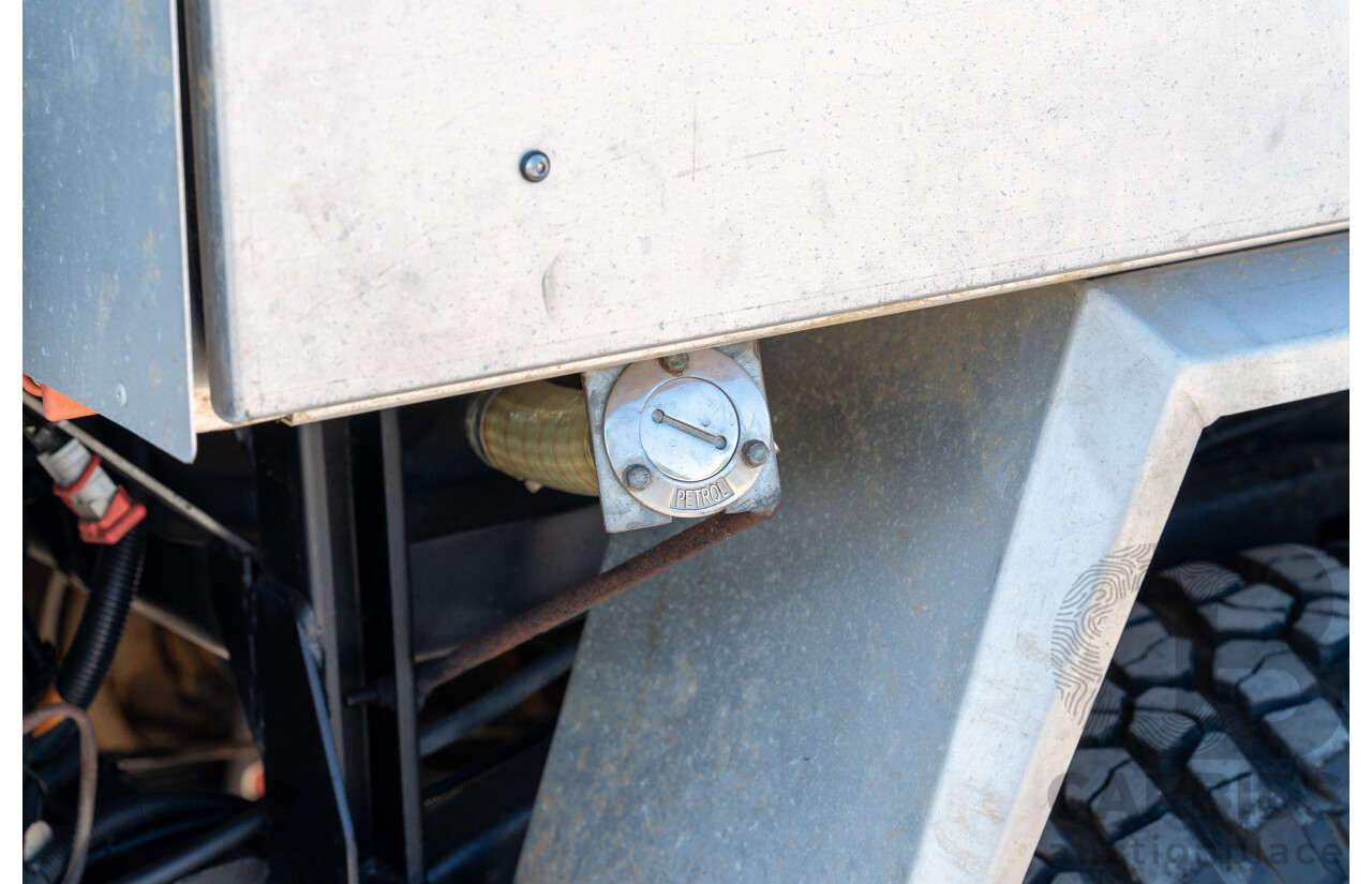 1/1981 Toyota Landcruiser 60 Series w 40 Series Cab (4x4) 2d Utility Light Blue 302 EFI V8 5.0L - Heavily Modified & Engineered