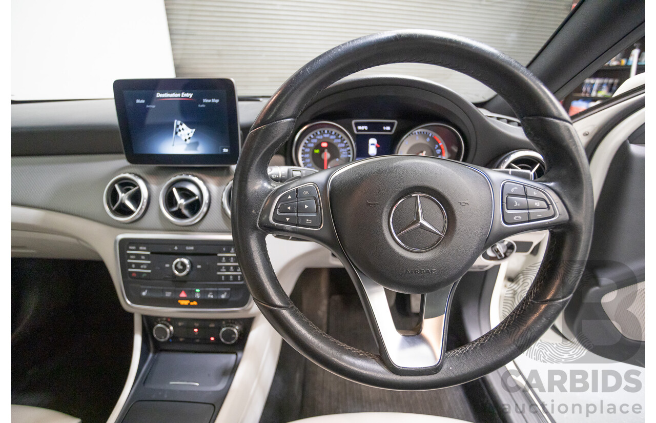 8/2016 Mercedes-Benz GLA 180 X156 MY16 4D Wagon Calcite White Turbo 1.6L