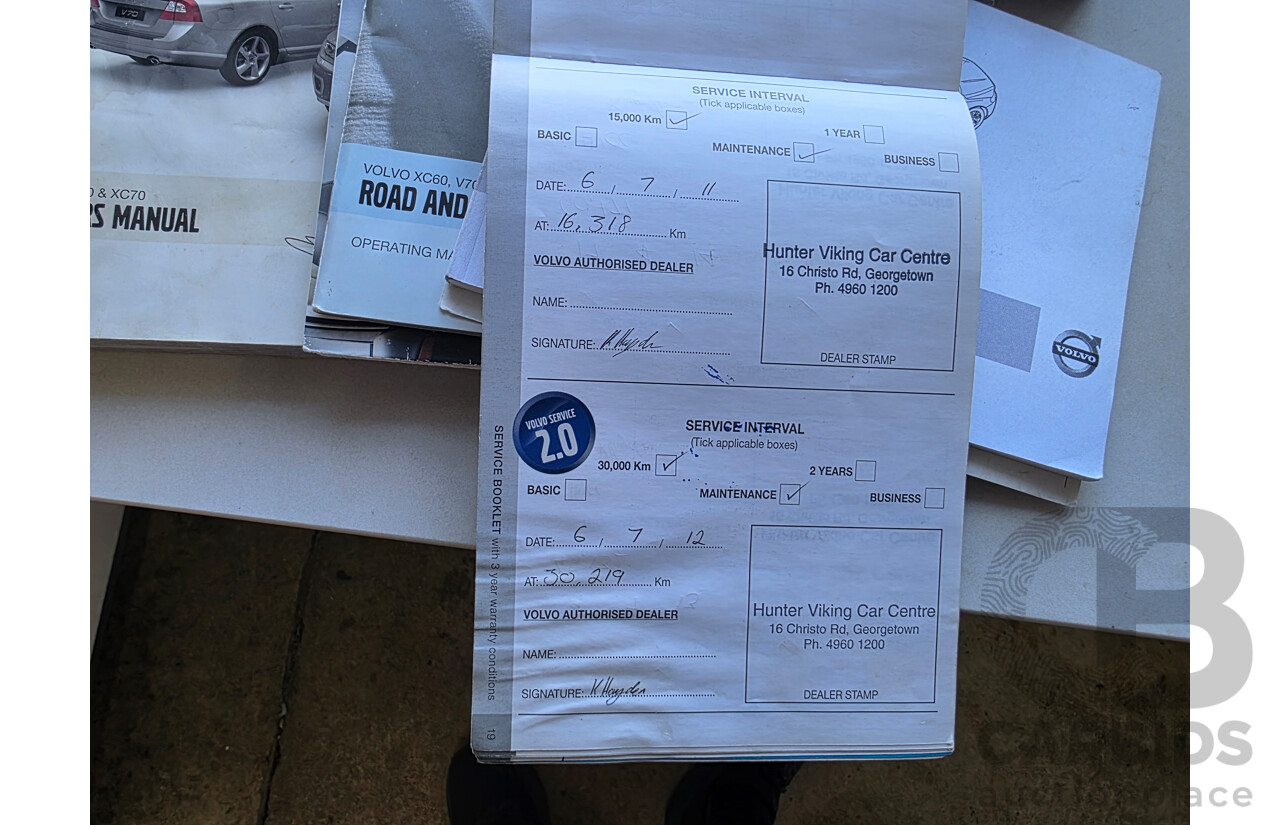 6/2010 Volvo XC70 D5 BZ MY10 4d Wagon Seashell Silver Metallic Turbo Diesel 2.4L