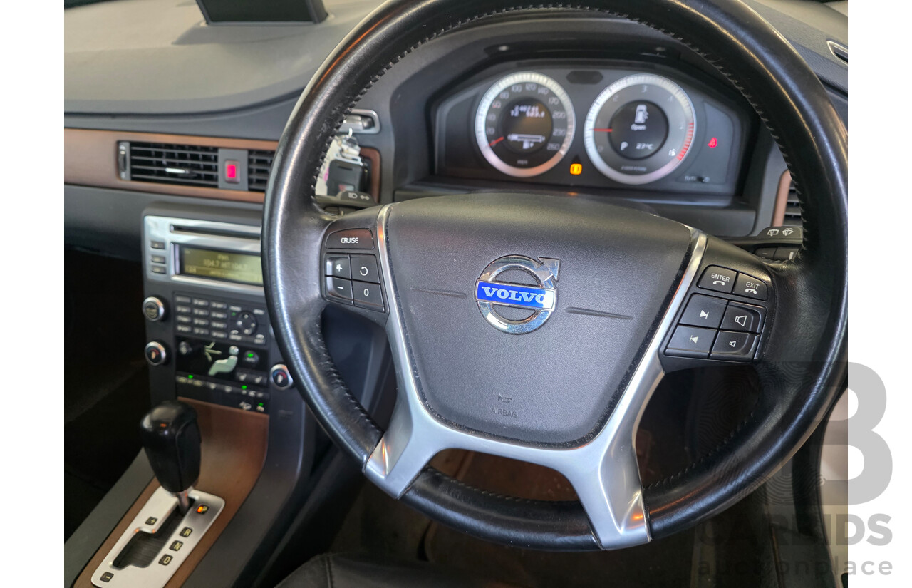 6/2010 Volvo XC70 D5 BZ MY10 4d Wagon Seashell Silver Metallic Turbo Diesel 2.4L