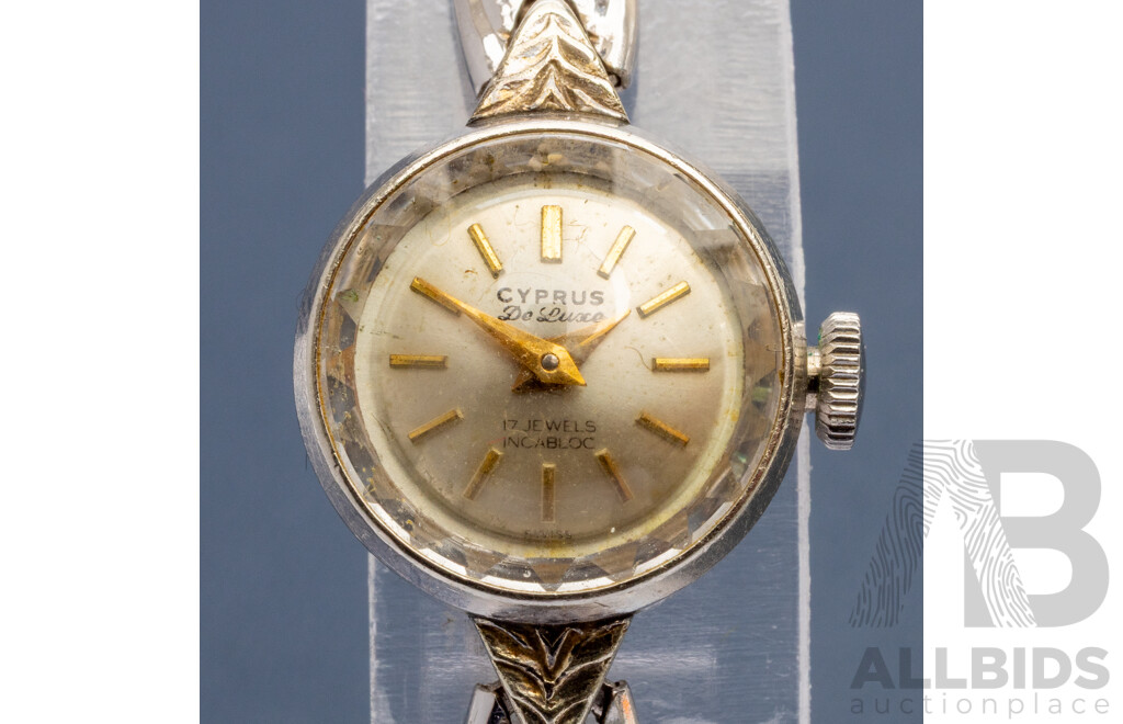 Vintage Cyprus DeLuxe 10ct White Gold Plated Womens Watch
