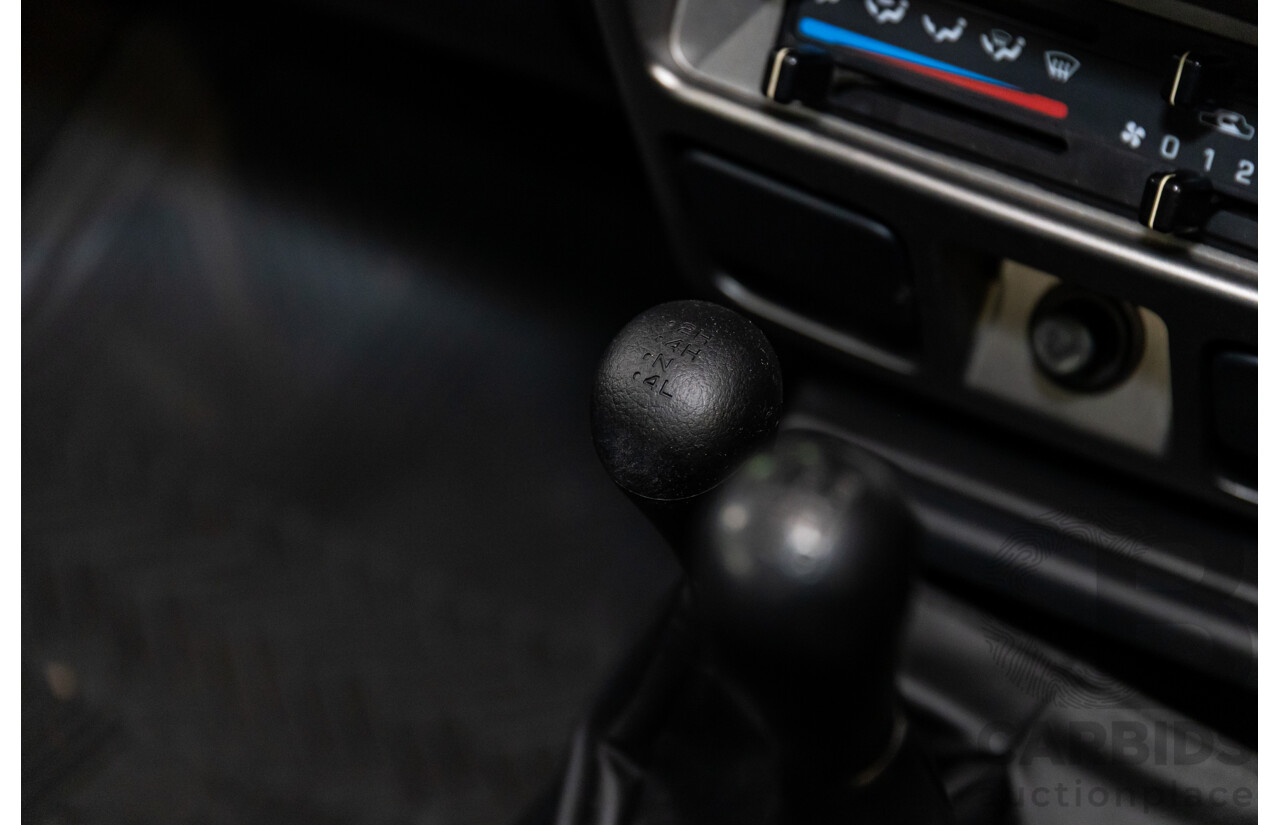 7/2004 Nissan Navara ST-R (4x4) D22 Dual Cab P/Up Sierra Silver Metallic Turbo Diesel 3.0L