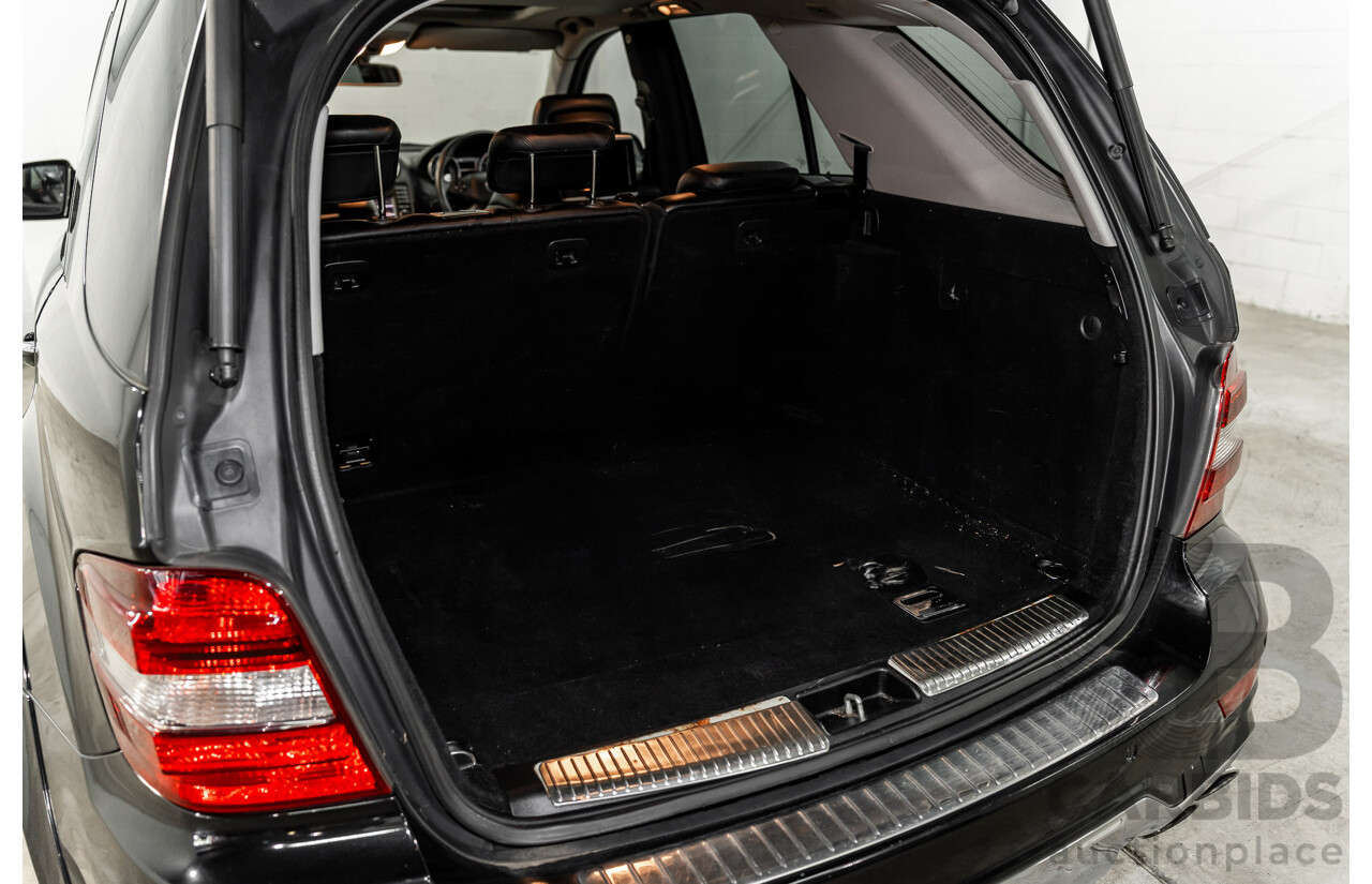 11/2008 Mercedes-Benz ML 63 AMG (4x4) W164 MY09 4d Wagon Obsidian Black Metalllic V8 6.2L