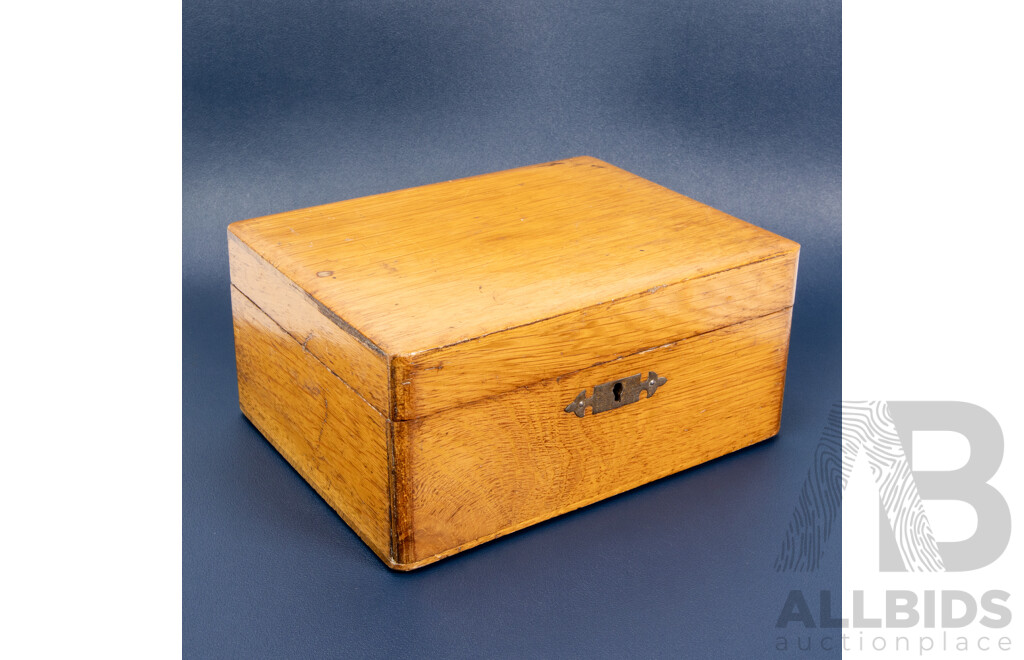 Antique Oak Perfume Box