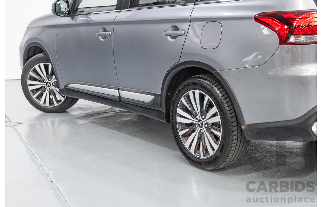 04/2020 Mitsubishi Outlander LS ZL MY20 4D Wagon Grey 2.4L - 7 Seats