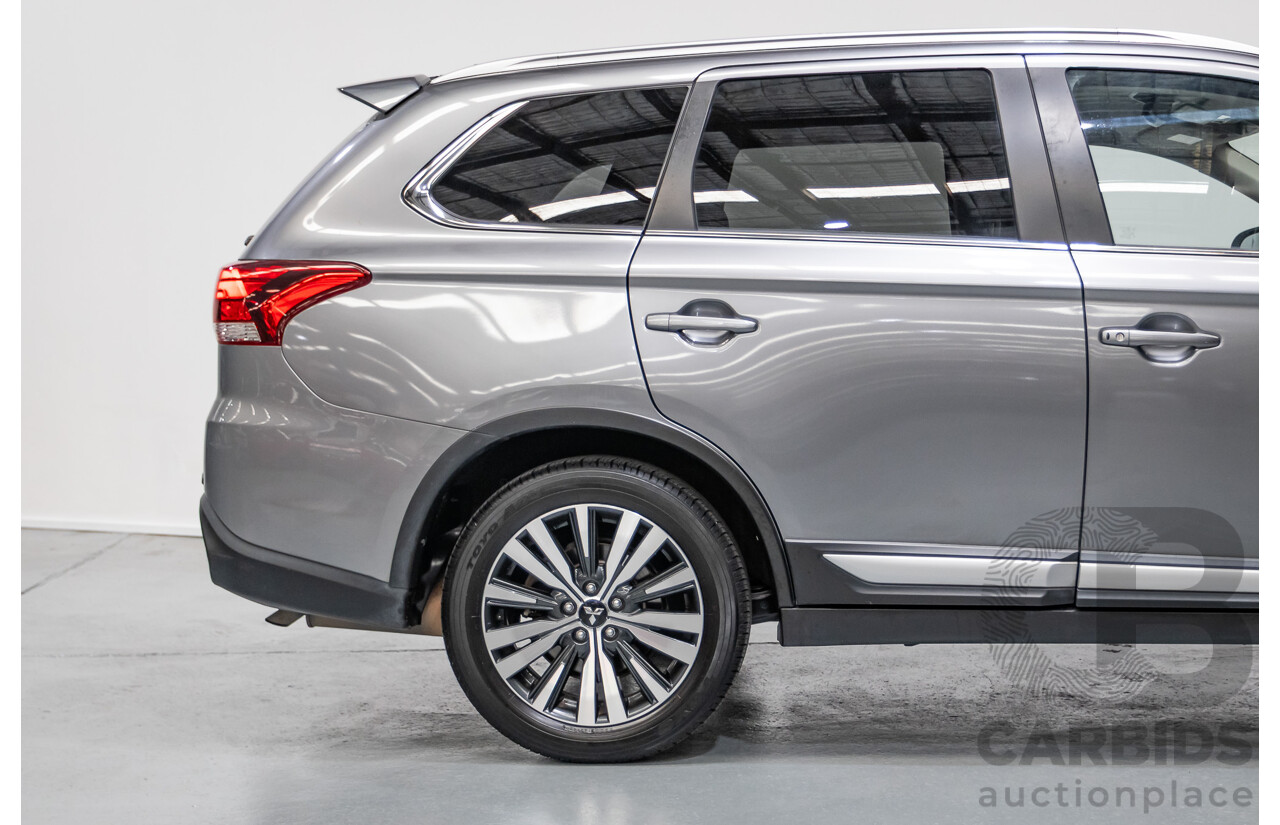 04/2020 Mitsubishi Outlander LS ZL MY20 4D Wagon Grey 2.4L - 7 Seats