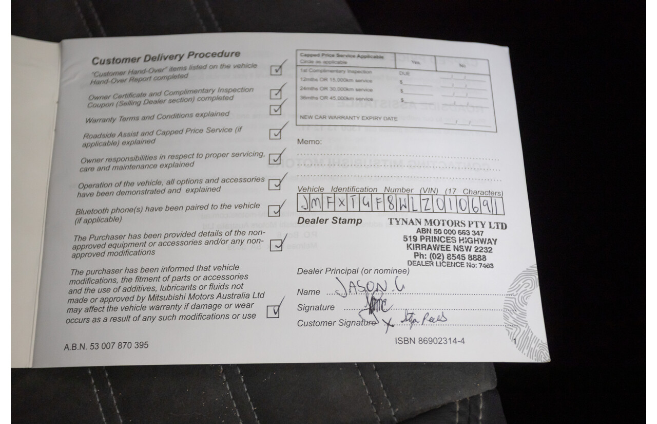 04/2020 Mitsubishi Outlander LS ZL MY20 4D Wagon Grey 2.4L - 7 Seats