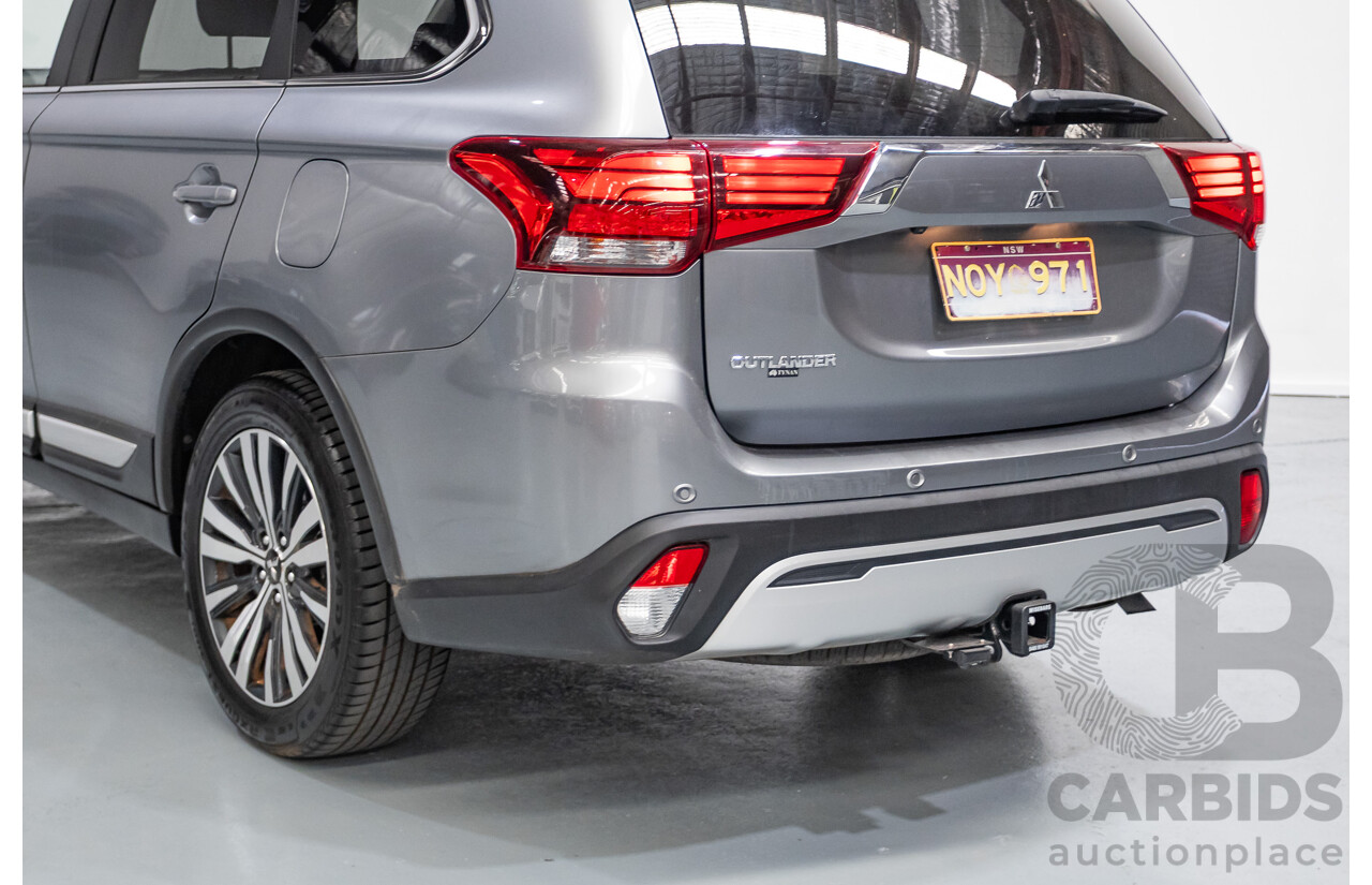 04/2020 Mitsubishi Outlander LS ZL MY20 4D Wagon Grey 2.4L - 7 Seats