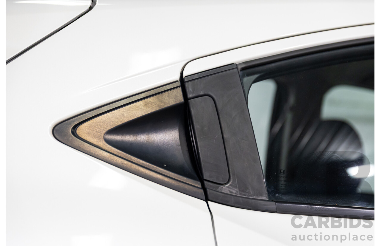 3/2015 Honda Hr-V VTi  4d Wagon Platinum White Pearl 1.8L