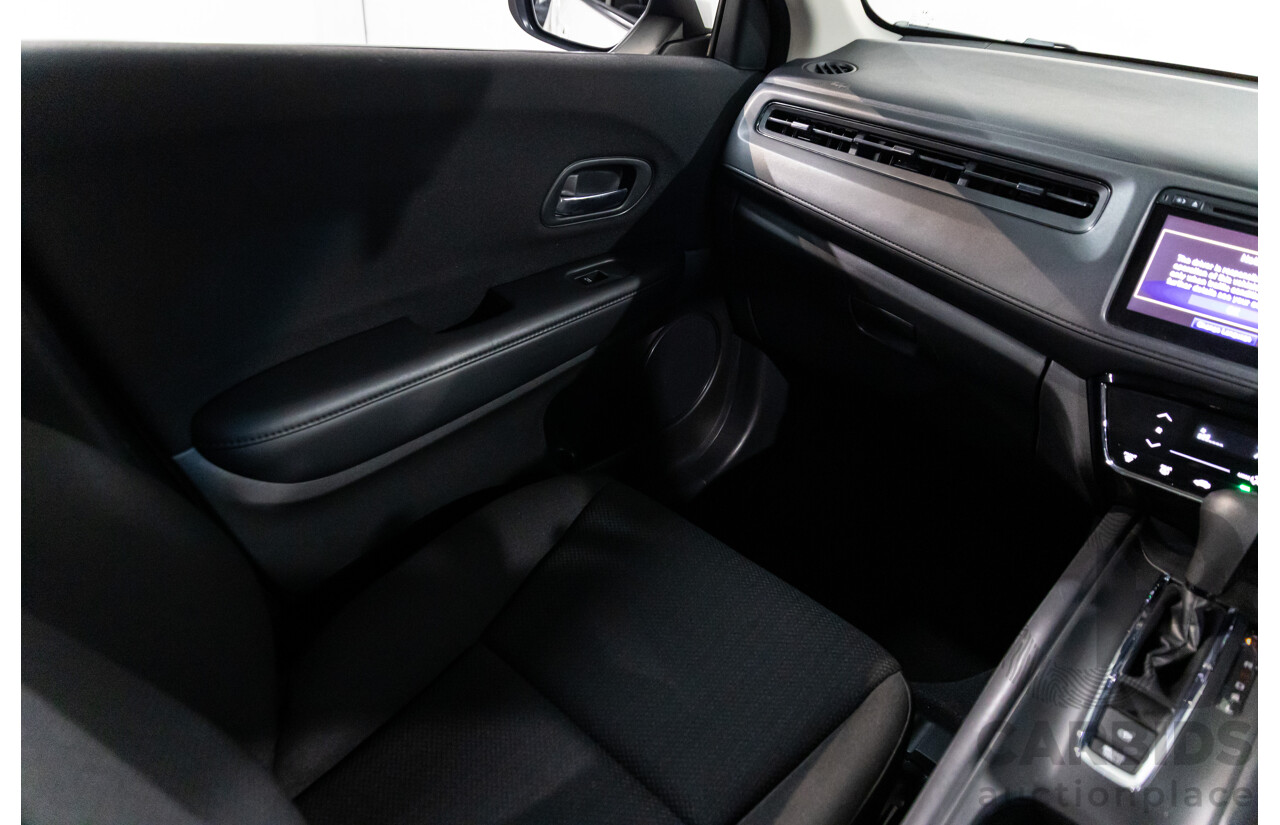 3/2015 Honda Hr-V VTi  4d Wagon Platinum White Pearl 1.8L