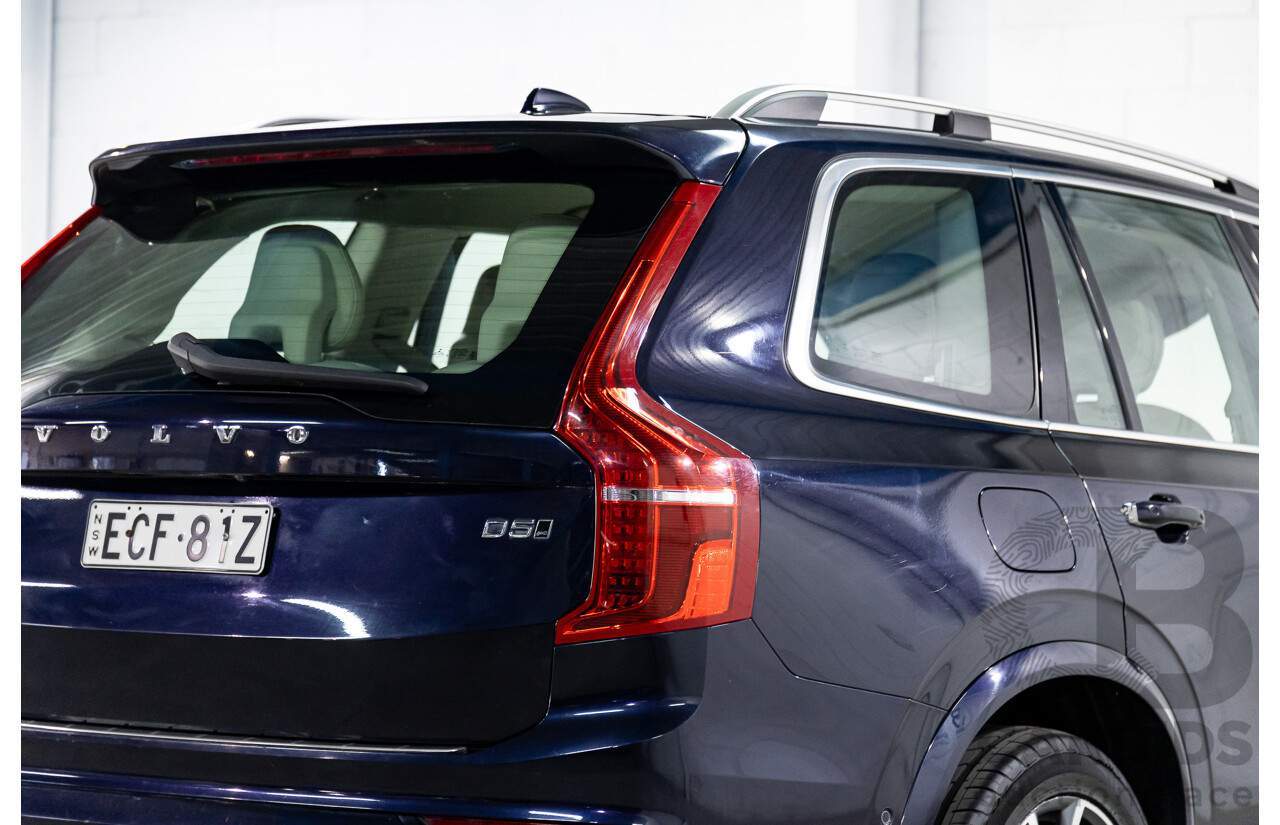 07/2019 Volvo XC90 D5 Momentum (AWD) 256 MY20 4d Wagon Magic Blue Metallic Turbo Diesel 2.0L