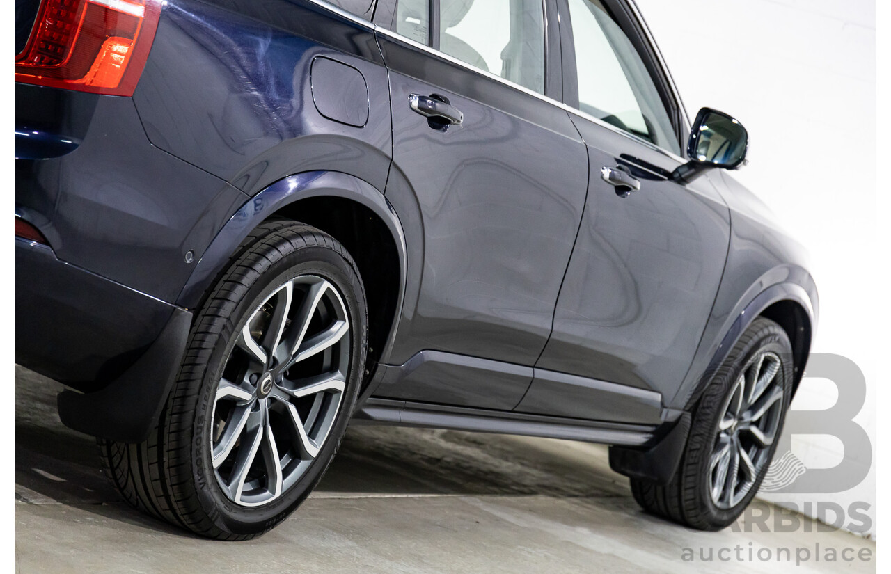 07/2019 Volvo XC90 D5 Momentum (AWD) 256 MY20 4d Wagon Magic Blue Metallic Turbo Diesel 2.0L