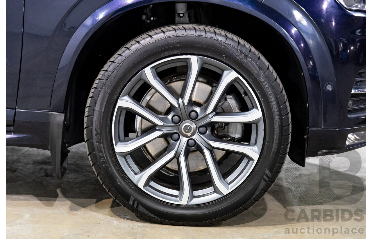 07/2019 Volvo XC90 D5 Momentum (AWD) 256 MY20 4d Wagon Magic Blue Metallic Turbo Diesel 2.0L