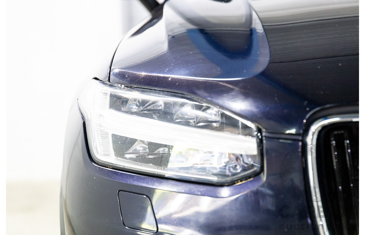 07/2019 Volvo XC90 D5 Momentum (AWD) 256 MY20 4d Wagon Magic Blue Metallic Turbo Diesel 2.0L