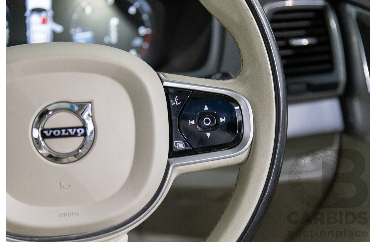 07/2019 Volvo XC90 D5 Momentum (AWD) 256 MY20 4d Wagon Magic Blue Metallic Turbo Diesel 2.0L